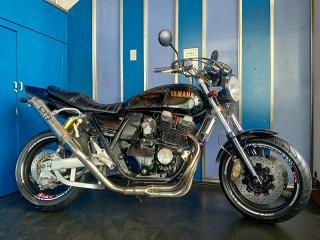 XJR400